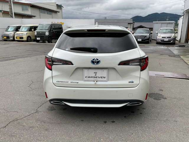 カローラツーリング1.8 ハイブリッド W×B E-Four 4WD