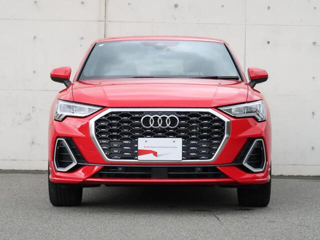 Q3