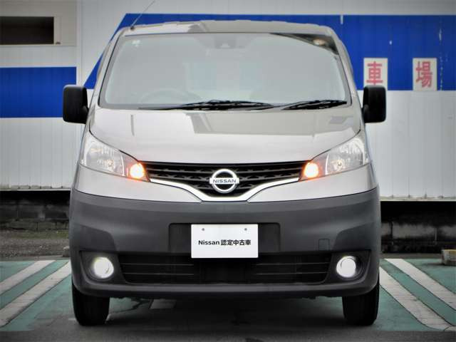 NV200バネットバン1.6 DX