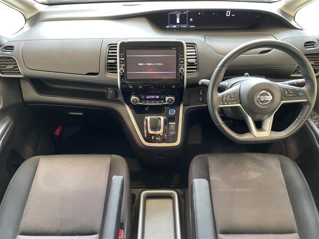セレナ1.2 e-POWER ハイウェイスターV