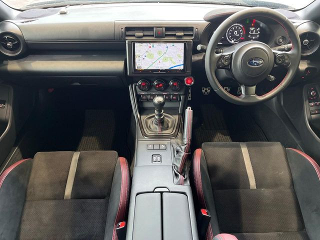 BRZ2.4 STI スポーツ