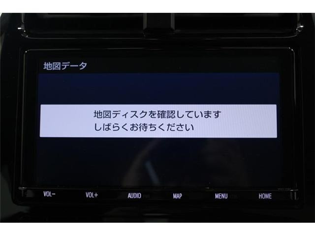 プリウス1.8 S E-Four 4WD