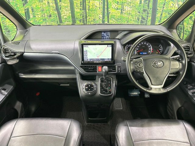 ヴォクシー2.0 ZS 煌