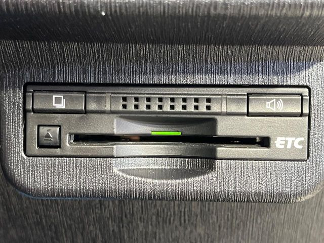 【ETC】高速道路の料金所をストレスなく通過!話題のスポットやサービスエリアに多い「スマートIC」利用時は必須のアイテムです。当店でセットアップを実施、ご納車当日からすぐにご利用いただけます!