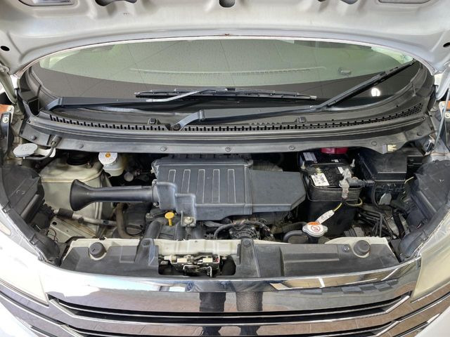 親切・丁寧な専門メカニックスタッフが応対!・車検・点検整備・事故等の修理などアフターサービスも安心。お車のカスタマイズもネクステージのサービススタッフまでご相談ください!