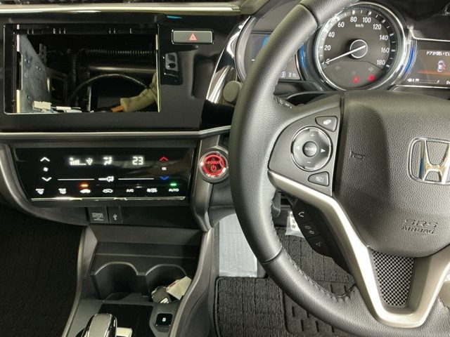 グレイス1.5 ハイブリッド LX ホンダセンシング
