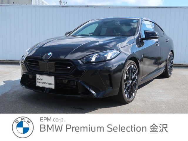 2シリーズグランクーペM235 xドライブ 4WD