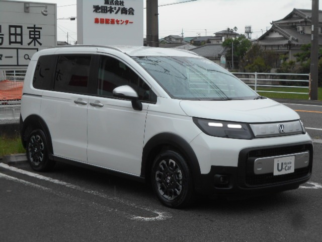 フリード1.5 クロスター