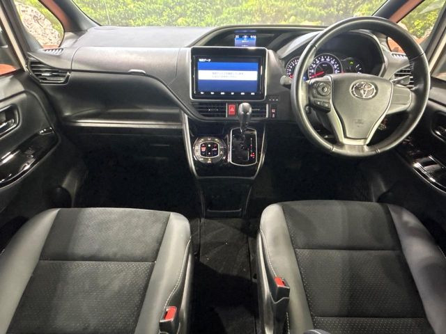 ヴォクシー2.0 ZS 煌III