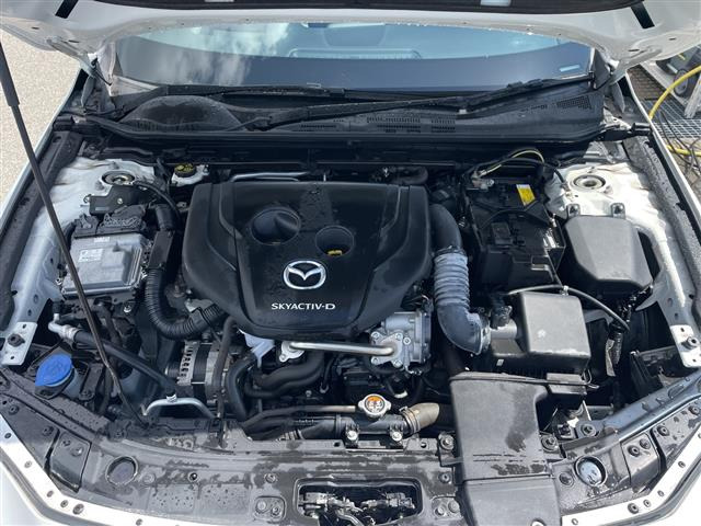 MAZDA3ファストバック1.8 XD バーガンディ セレクション