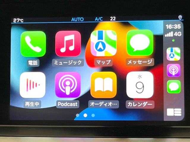 ��Apple Car Play:�X�}�z�Ƃ̗L���ڑ��ŁA�i�r�E�I�[�f�B�I�Đ��ȂǃX�}�z�̃A�v���@�\����ʂł��g����֗��@�\�ł�!