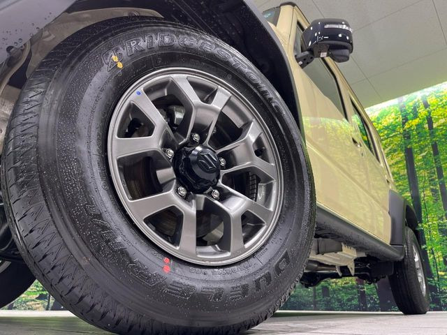 【純正15インチアルミホイール】外観にマッチした純正アルミホイールを装着しております。各種社外アルミホイールや、スタッドレスタイヤも取扱いしております。是非ご相談ください♪