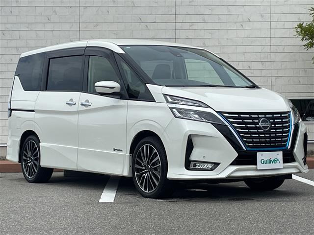 セレナ1.2 e-POWER ハイウェイスターV
