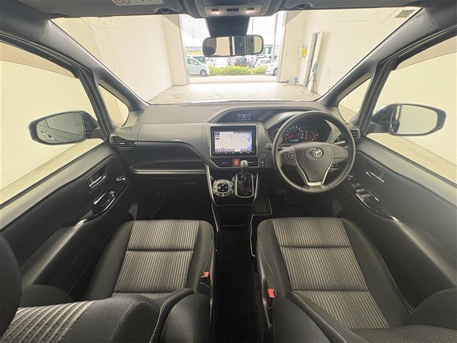 ヴォクシー2.0 ZS 煌