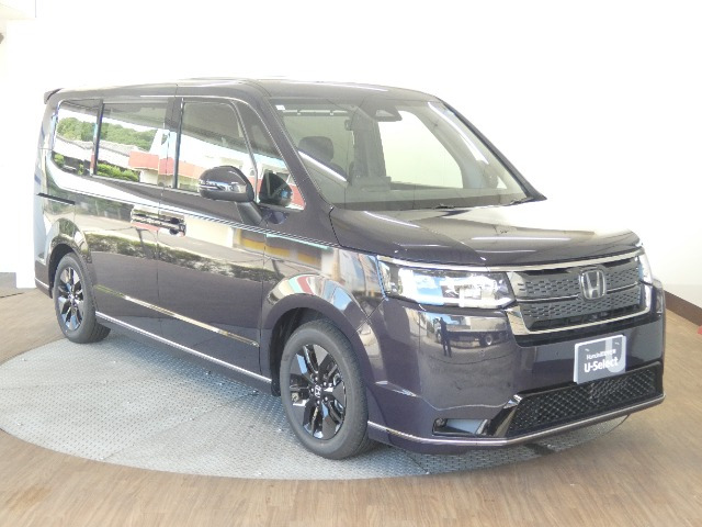 ステップワゴン2.0 e:HEV スパーダ 30周年特別仕様車