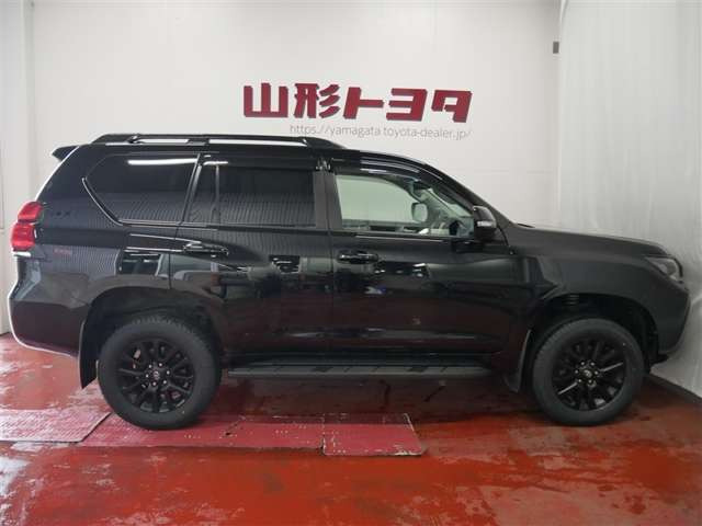 ランドクルーザープラド2.8 TX Lパッケージ マットブラック エディション ディーゼル 4WD