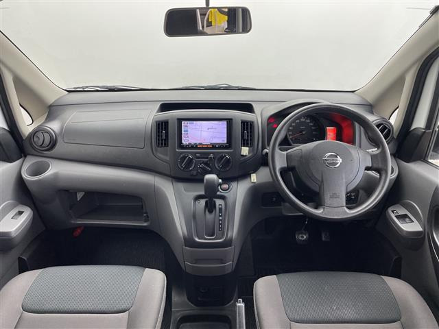 NV200バネットバン1.6 VX
