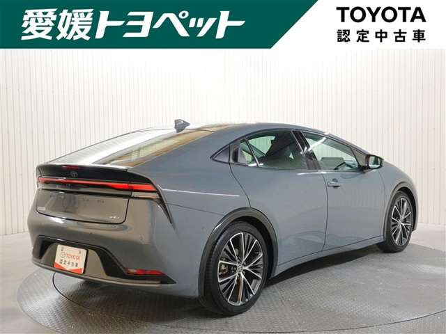 プリウス2.0 Z