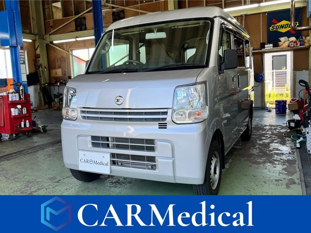 NV100クリッパーDX ハイルーフ 5AGS車 4WD