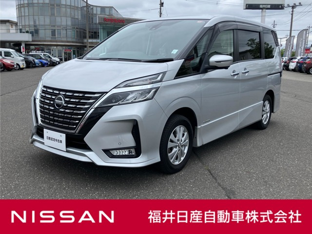 セレナ2.0 ハイウェイスターV ステップタイプ 4WD