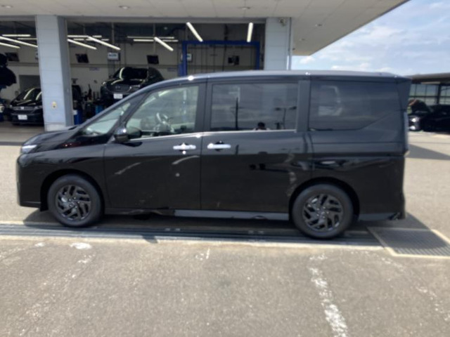 セレナ1.4 e-POWER ハイウェイスターV
