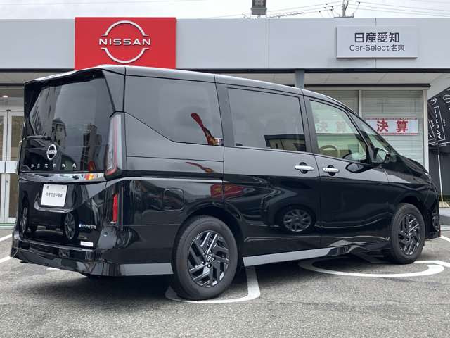 セレナ1.4 e-POWER ハイウェイスターV