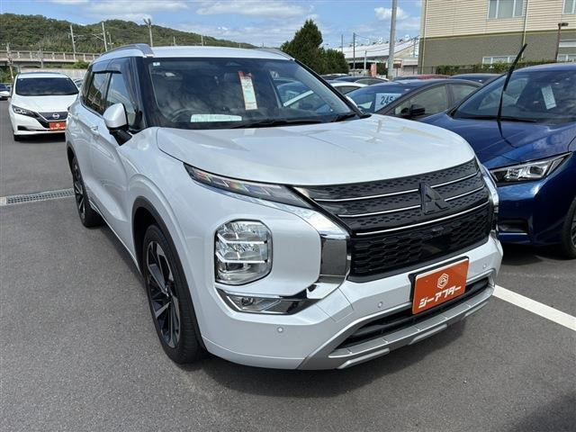 アウトランダーPHEV 2.4 P 4WD