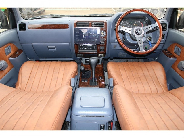 ランドクルーザープラド2.7 TX リミテッド 4WD