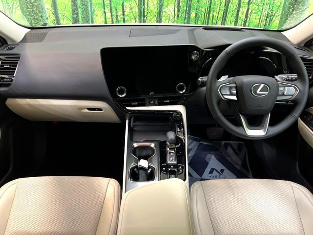 NX350h バージョンL