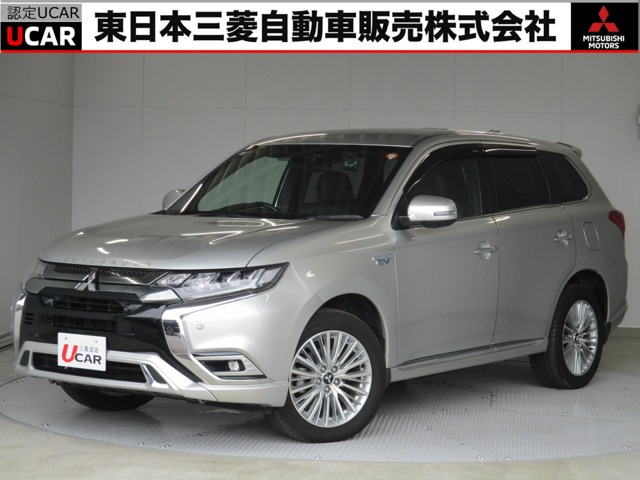 アウトランダーPHEV2.4 G プレミアムパッケージ 4WD