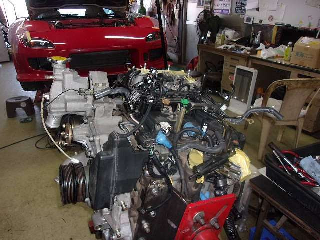 HID/TEIN�ԍ���/AVS���f��518AW/�^�C���l�I�o/C-WEST�t���G�A��/�������A�E�C���O/IPF4�����C�g�L�b�g/HKS�}�t���[/�g���X�g�C���e�[�N�p�C�v/BLTZ�u���[�I�t�o���u