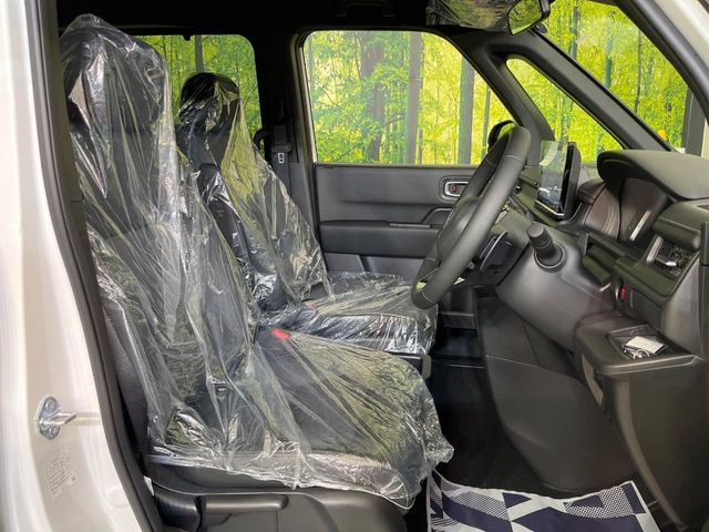 もちろん車内はキレイです♪よりクリーンな状態をキープしたいお客様には『ナノゾーンコート』がおすすめ!新型コロナウイルス対策や、除菌・消臭に効果を発揮し多くの方にご好評いただいております。