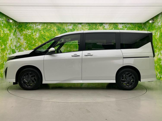 セレナ1.4 e-POWER ハイウェイスターV