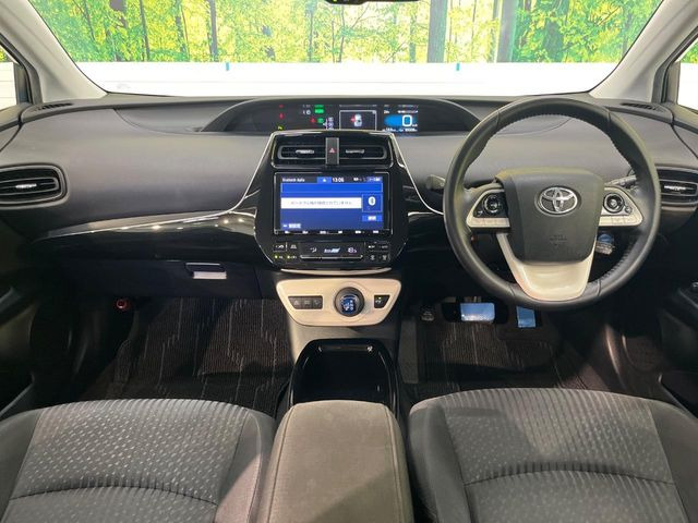 プリウス1.8 S セーフティ プラス