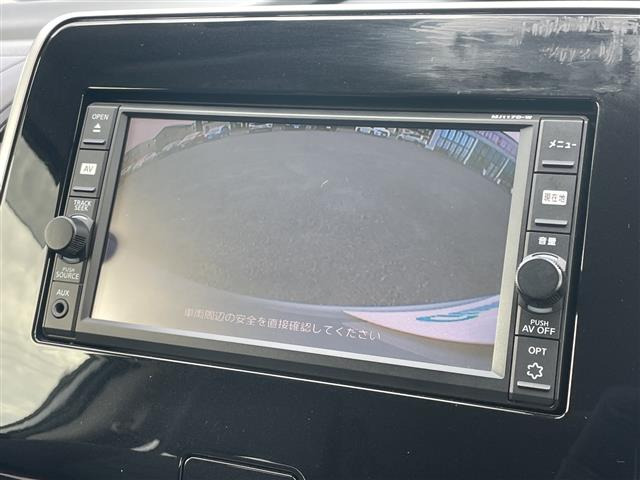 セレナ2.0 B 4WD