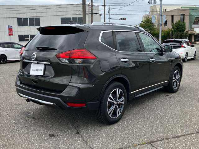 エクストレイル2.0 20Xi 4WD