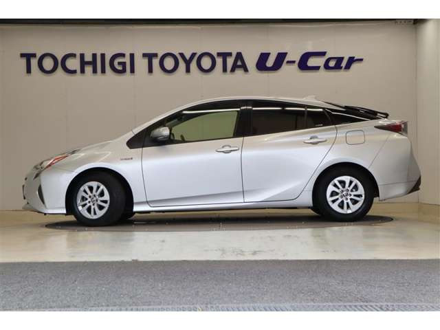 プリウス1.8 S