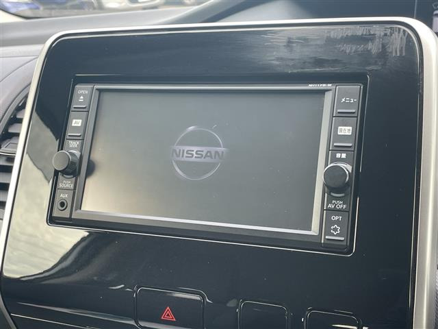 セレナ2.0 B 4WD