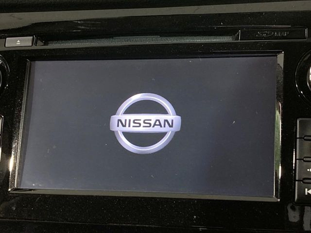 エクストレイル2.0 20Xtt エマージェンシーブレーキパッケージ