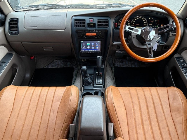 ハイラックスサーフ2.7 SSR-G 4WD