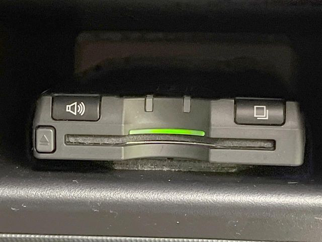 【ETC】高速道路の料金所をストレスなく通過!話題のスポットやサービスエリアに多い「スマートIC」利用時は必須のアイテムです。当店でセットアップを実施、ご納車当日からすぐにご利用いただけます!