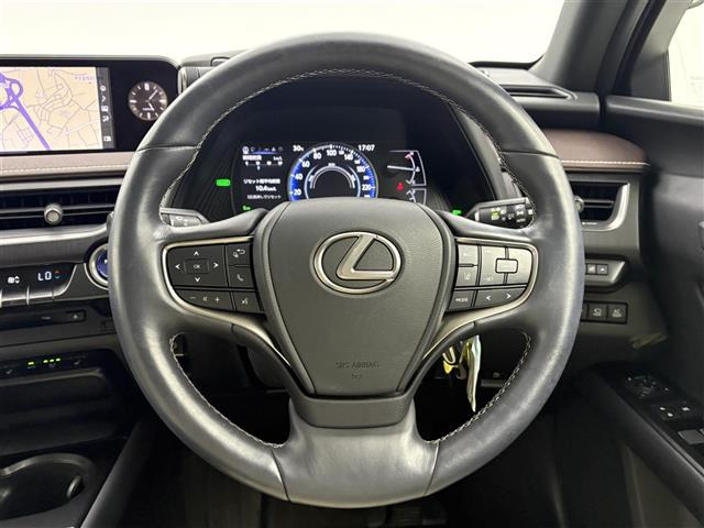 UX250h バージョンL