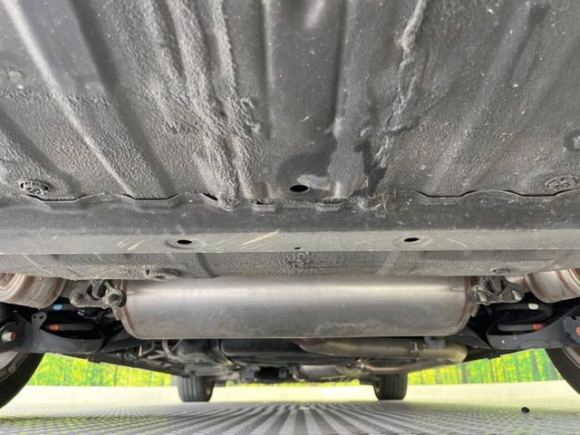 下回りがきれいなうちに、防錆加工の施工がオススメ。降雪地域はもちろん、沿岸部にお住いの方や、趣味でマリン・ウィンタースポーツをされる方にご好評いただいております。