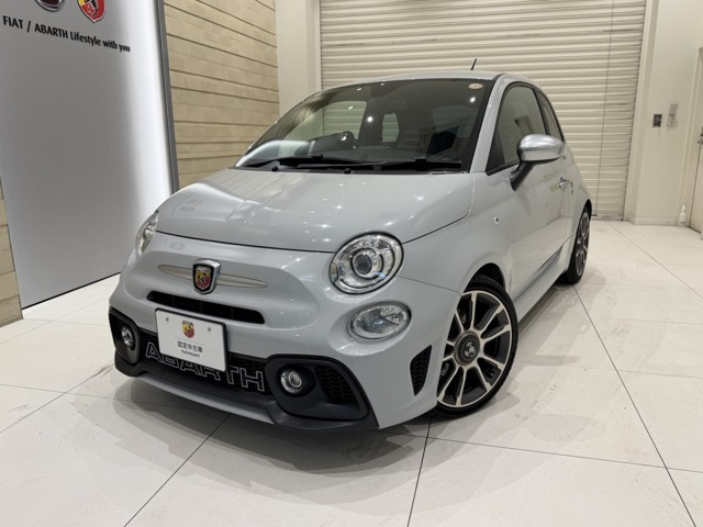 アバルト595ツーリズモ