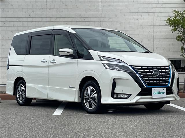 セレナ1.2 e-POWER ハイウェイスターV