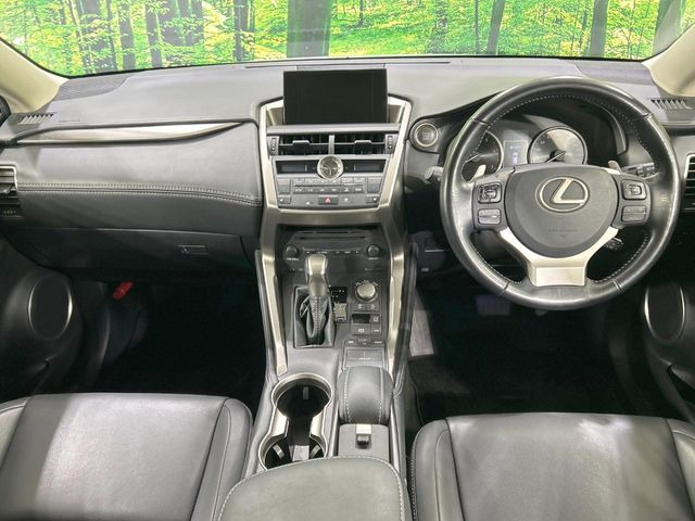 NX200t アーバンスタイル
