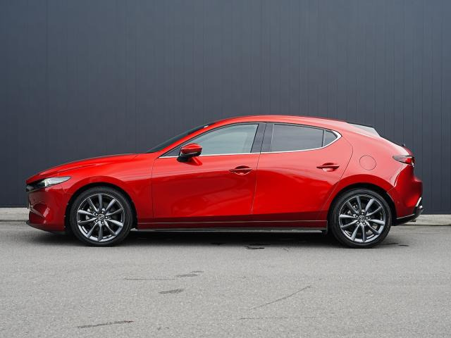 MAZDA3ファストバック1.8 XD プロアクティブ ツーリング セレクション  4WD