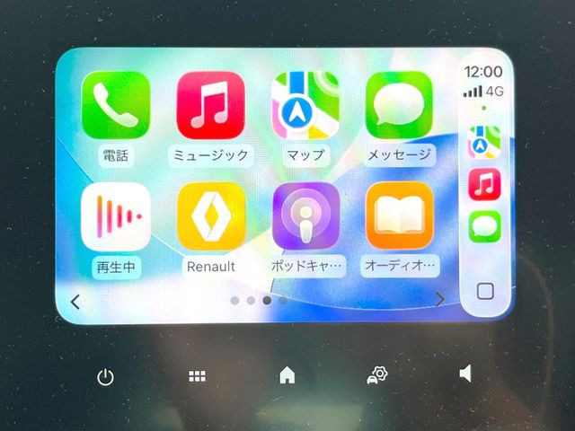 ��Apple Car Play:�X�}�z�Ƃ̗L���ڑ��ŁA�i�r�E�I�[�f�B�I�Đ��ȂǃX�}�z�̃A�v���@�\����ʂł��g����֗��@�\�ł�!