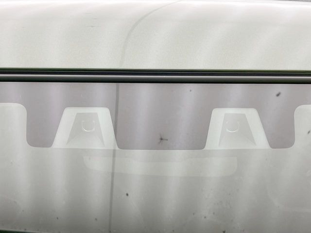 【スズキ セーフティサポート】走行中に前方の車両等を認識し、衝突しそうな時は警報とブレーキで衝突回避と被害軽減をアシスト。より安全にドライブをお楽しみいただけます。
