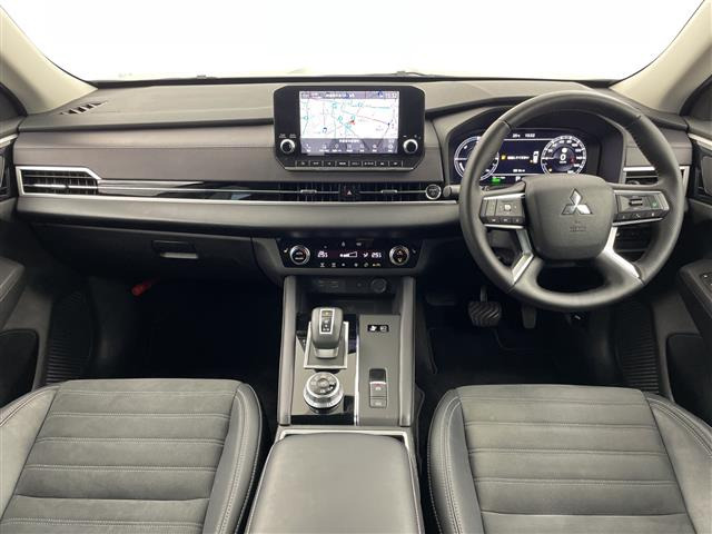 アウトランダーPHEV2.4 G 4WD